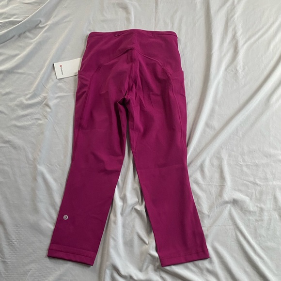 Lululemon Swift Speed Leggings - Picture 6 of 9